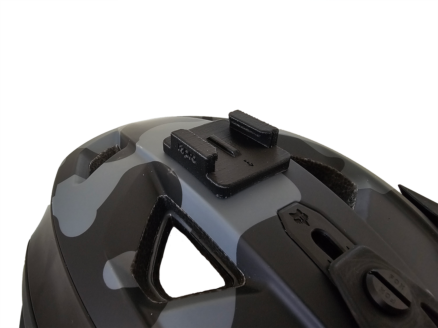 r3pro Top Mount for Fox Speedframe 2025 Helmets, white background, quick release version, close up