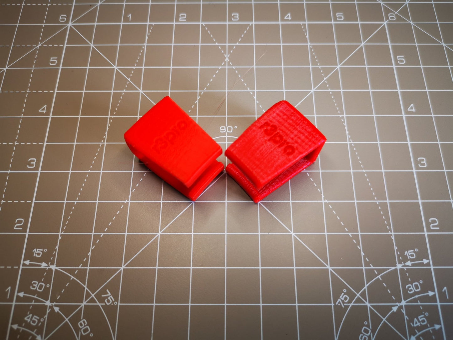 Magnifier Glass Clamps - r3pro