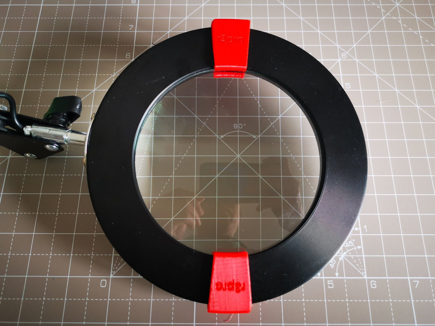 Magnifier Glass Clamps - r3pro