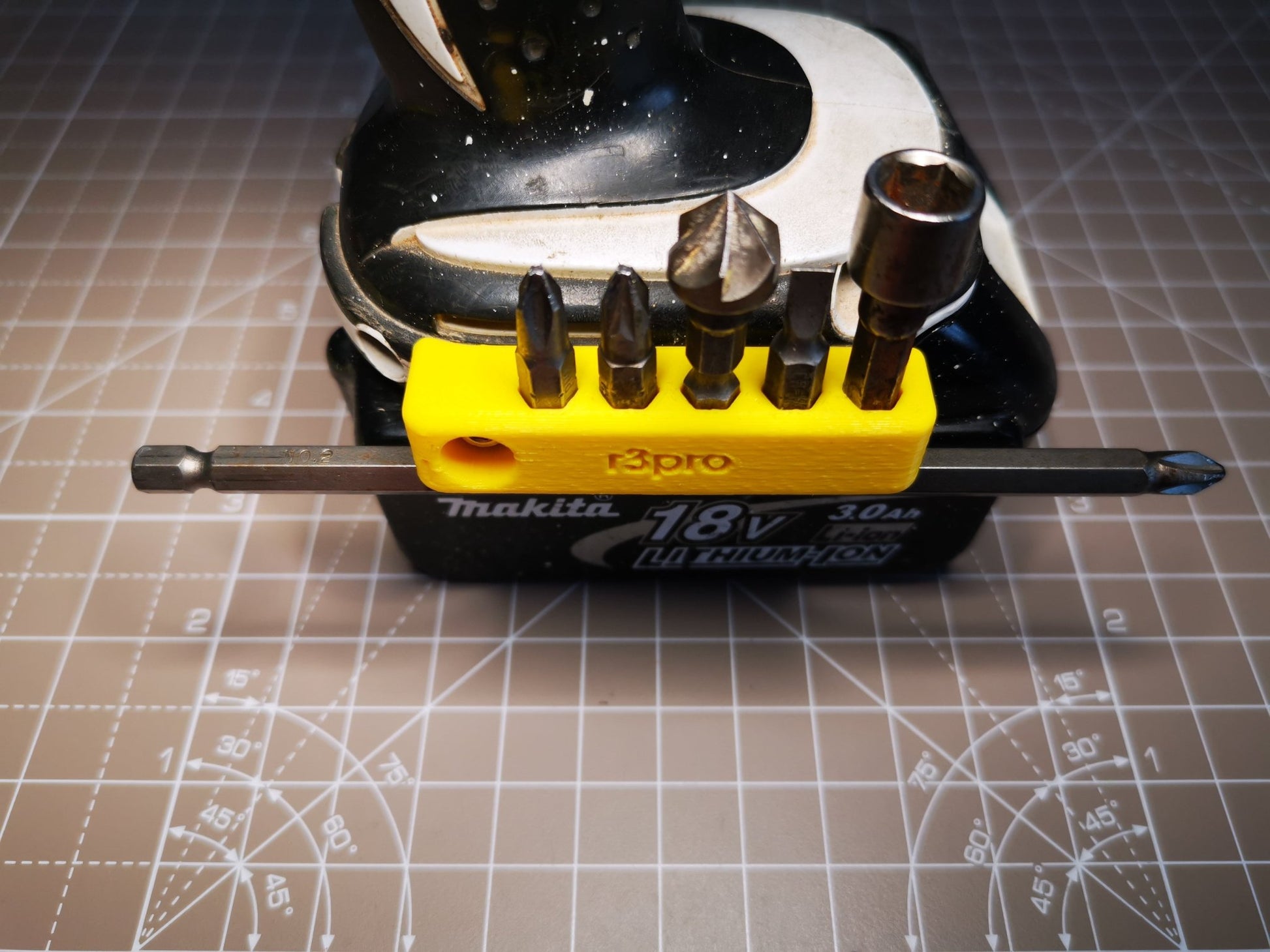Bit Buddy for Makita Power Tools - r3pro